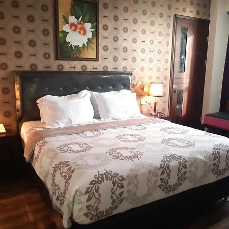Pacific Hotel アンボン エクステリア 写真